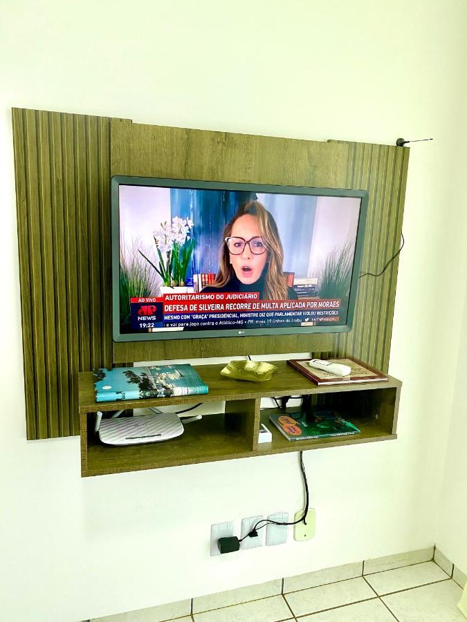 Apto No Centro Perto Do Shopping Com 2 Quartos De Casal Arcond Wifi Fibra Homeoffice E Garagem Em Dourados Exterior foto